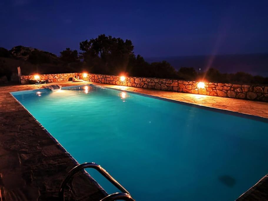 Villa Mavri Ruhige Private Pool Villa, Meerblick Agia Paraskevi  Luaran gambar