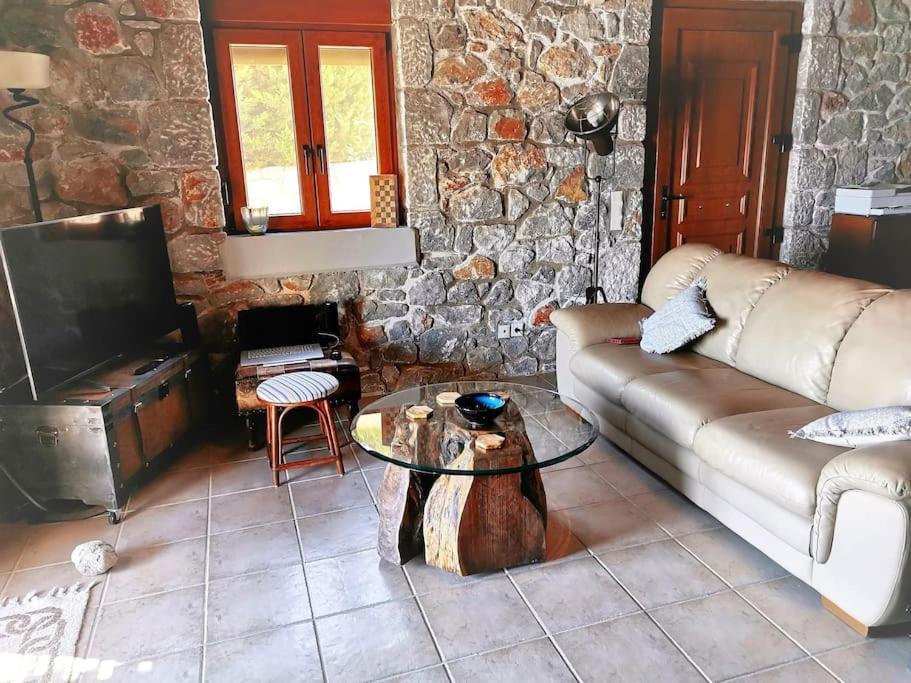 Villa Mavri Ruhige Private Pool Villa, Meerblick Agia Paraskevi  Luaran gambar